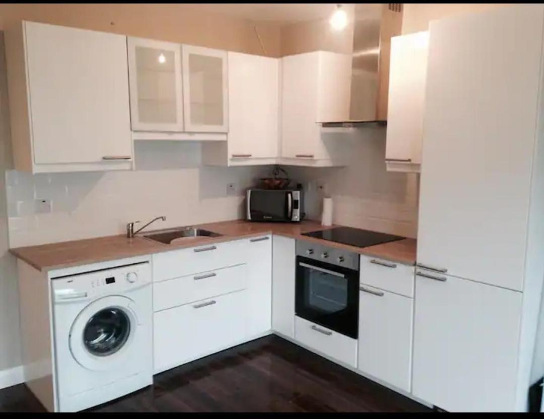 Salthill Village 3 Bed Apartment Galway Buitenkant foto
